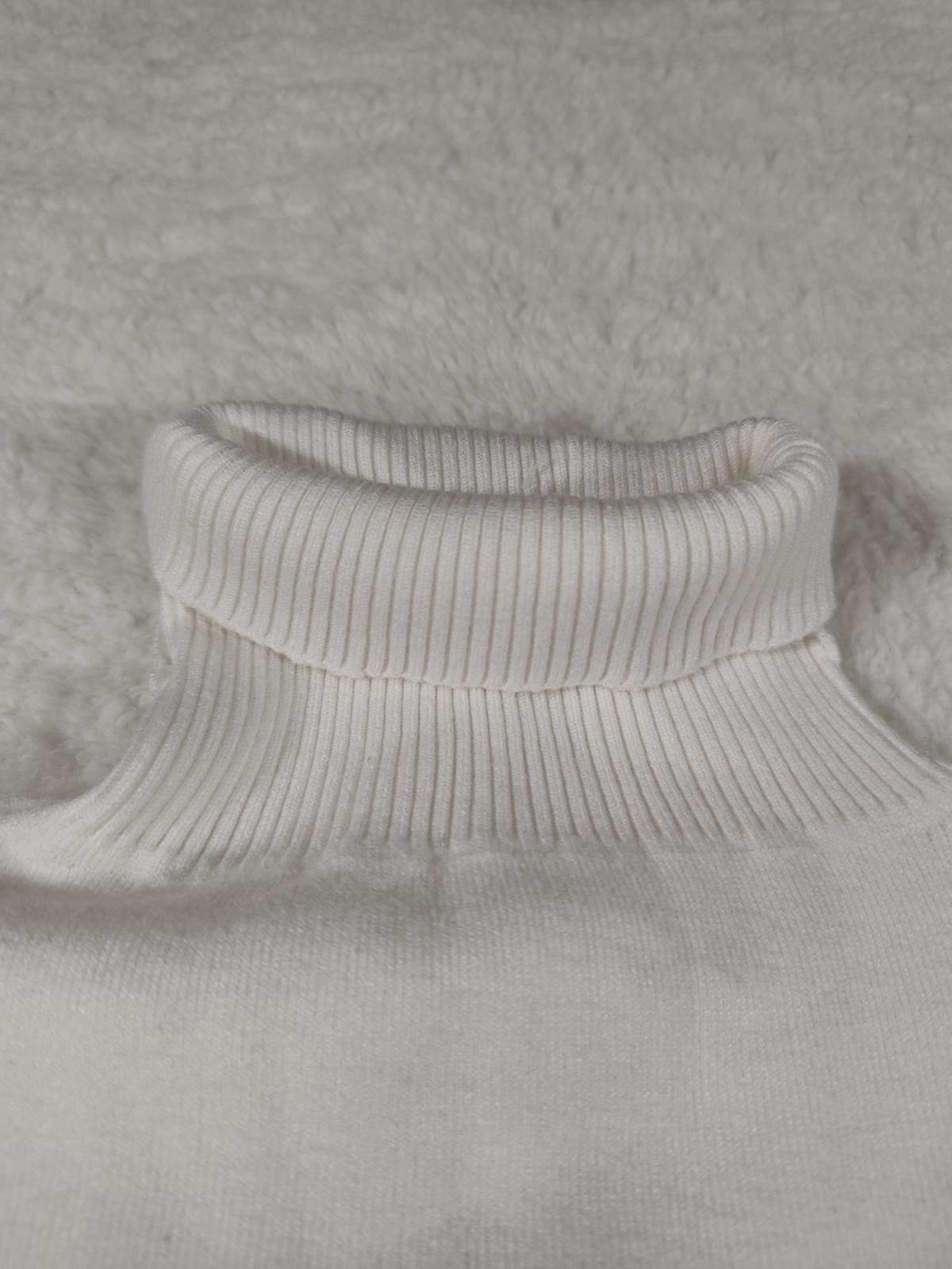 SHEIN White Turtleneck Knit Jumper Size L