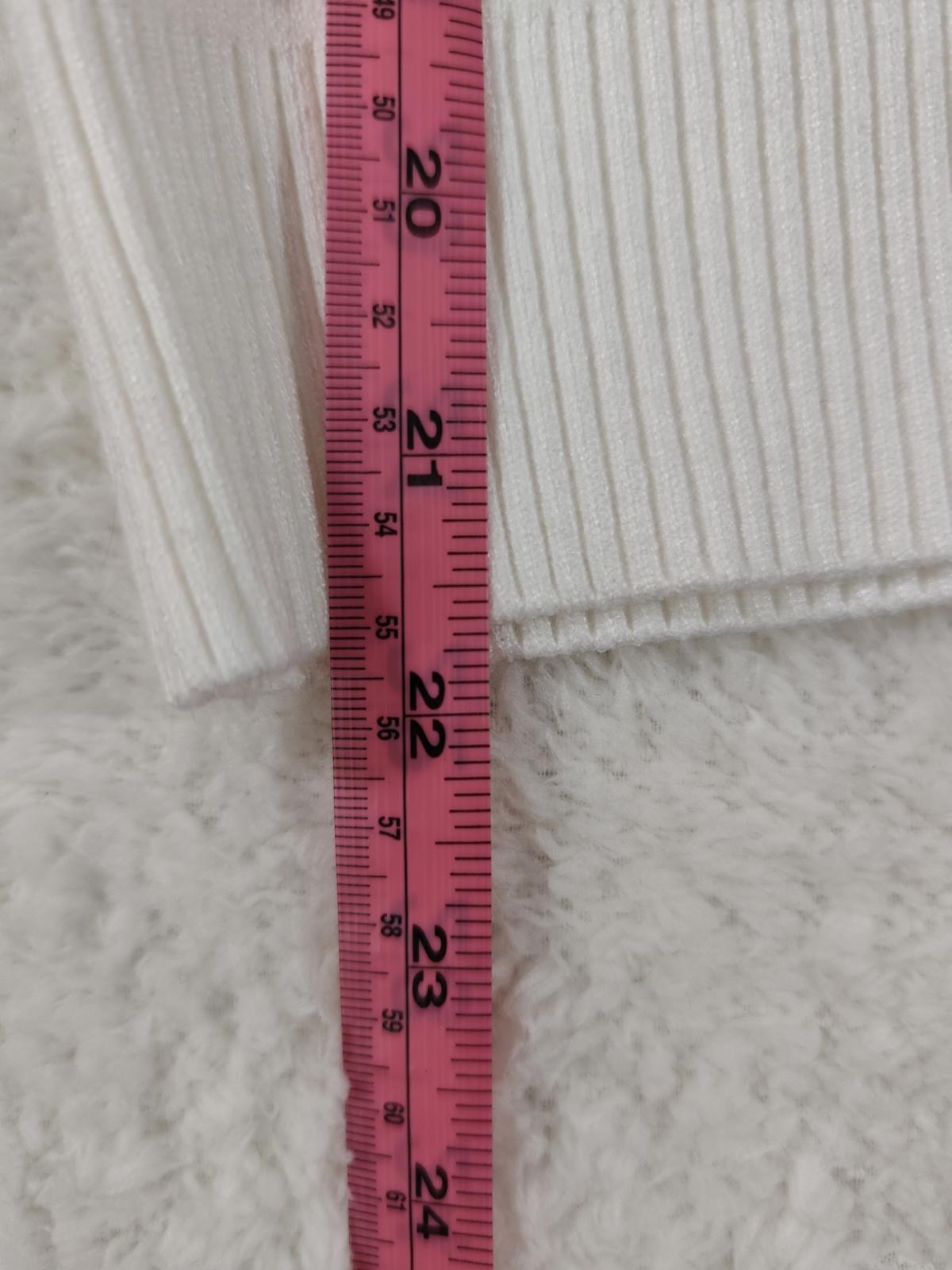 SHEIN White Turtleneck Knit Jumper Size L