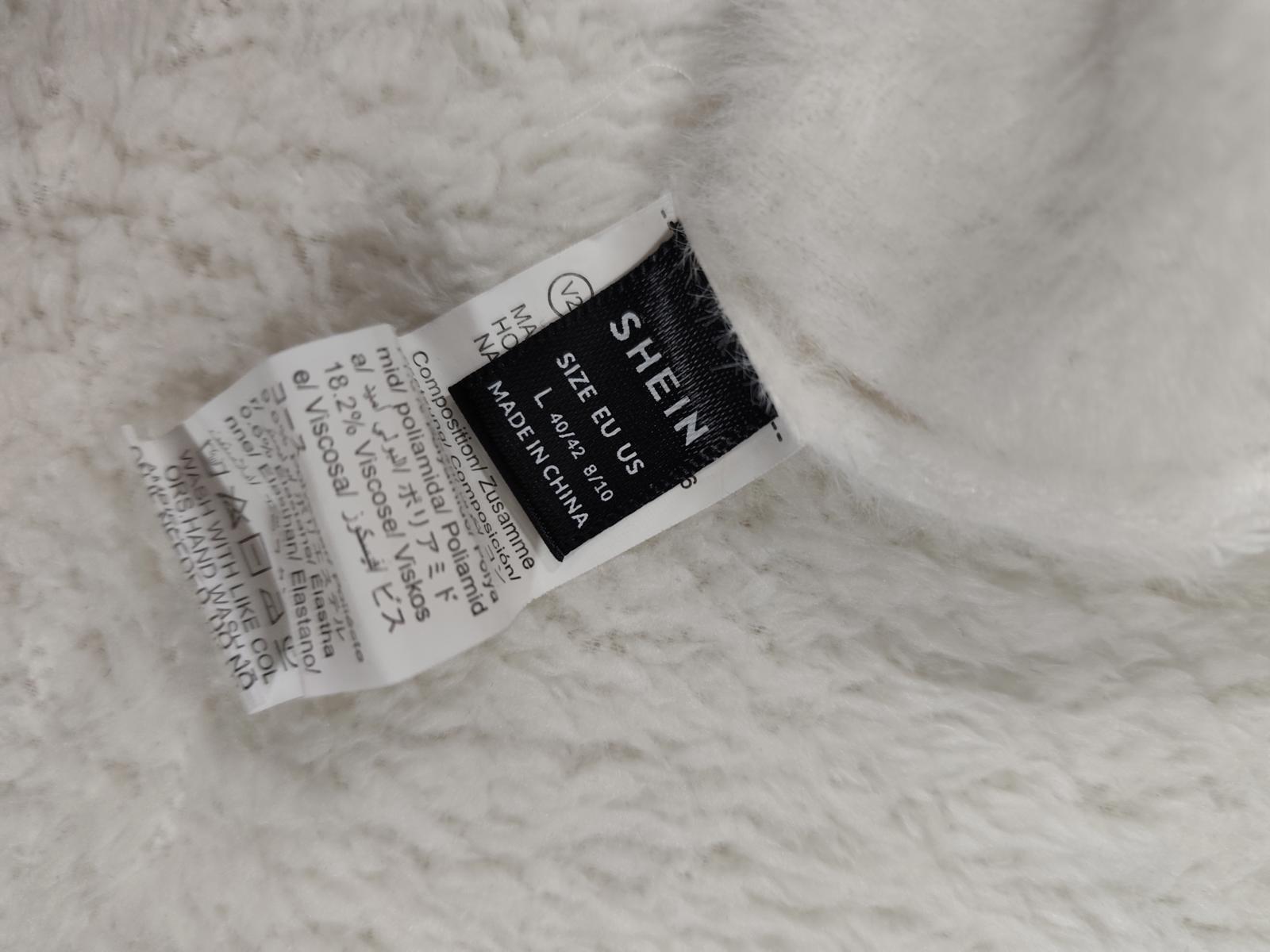 SHEIN White Turtleneck Knit Jumper Size L